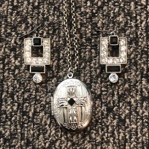 Ben Amun necklace & earrings set.